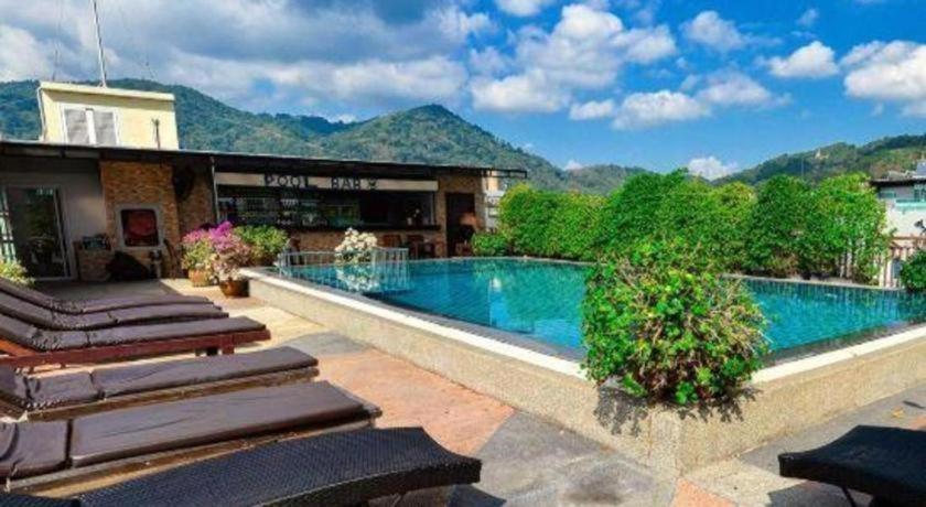 Azure Bangla Phuket Hotel Patong Bagian luar foto